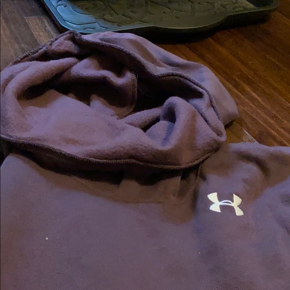 purple under armour hoodie - Picture 2 of 3